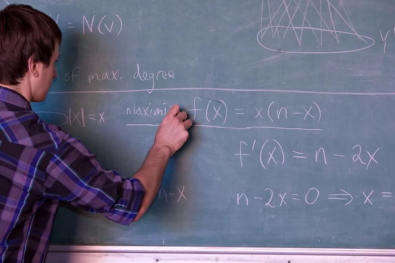 School of Mathematical and Statistical Sciences: Research Experiences for Undergraduates (REU)